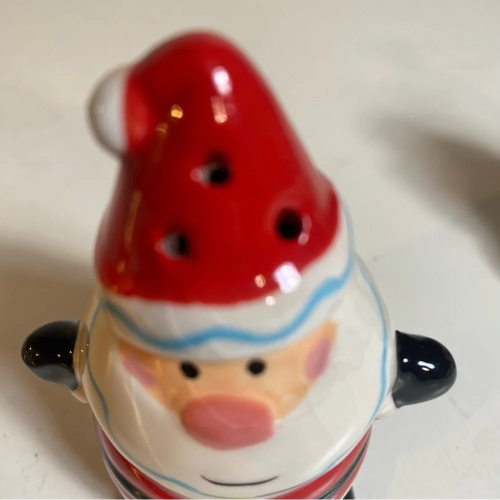 Vintage Pier 1 Imports Santa & Snowman Salt & Pepper Shakers 3.75” Height